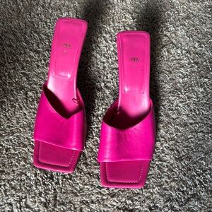 Zara Women's Pink Sandals